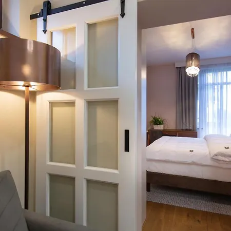 Aplend Dr Szontagh Est 1876 호텔 4*
