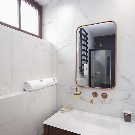 Aplend Dr Szontagh Est 1876 4*