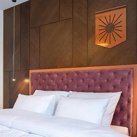 Hotel Aplend Dr Szontagh Est 1876 4*