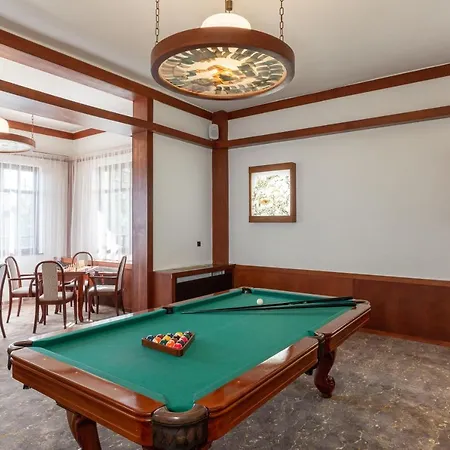 Aplend Dr Szontagh Est 1876 4*