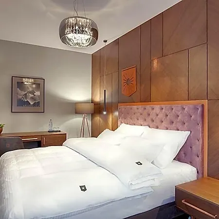 Aplend Dr Szontagh Est 1876 Hotel