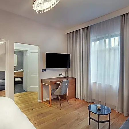 Aplend Dr Szontagh Est 1876 Hotel 4*