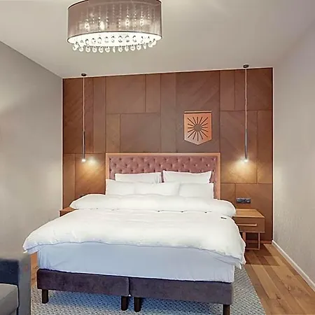 Aplend Dr Szontagh Est 1876 Hotel 4*