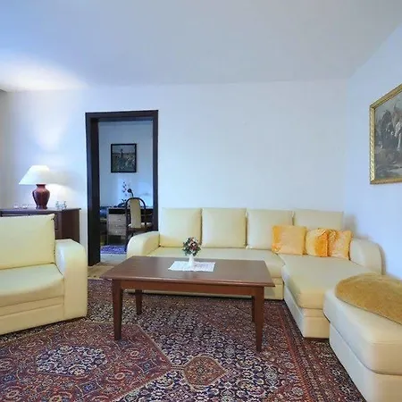 Aplend Dr Szontagh Est 1876 Hotel